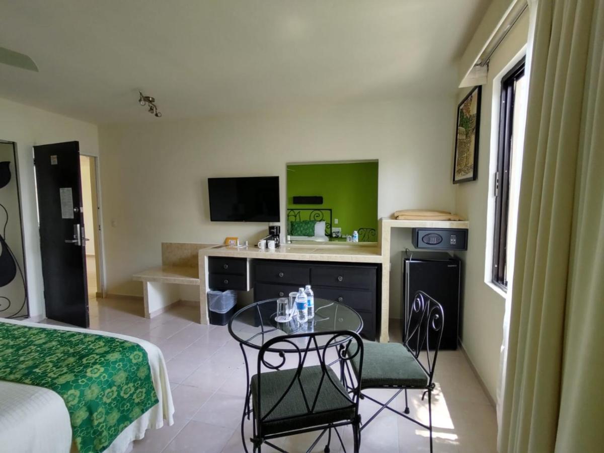 Hotel Maya Tulipanes 팔렝케 외부 사진
