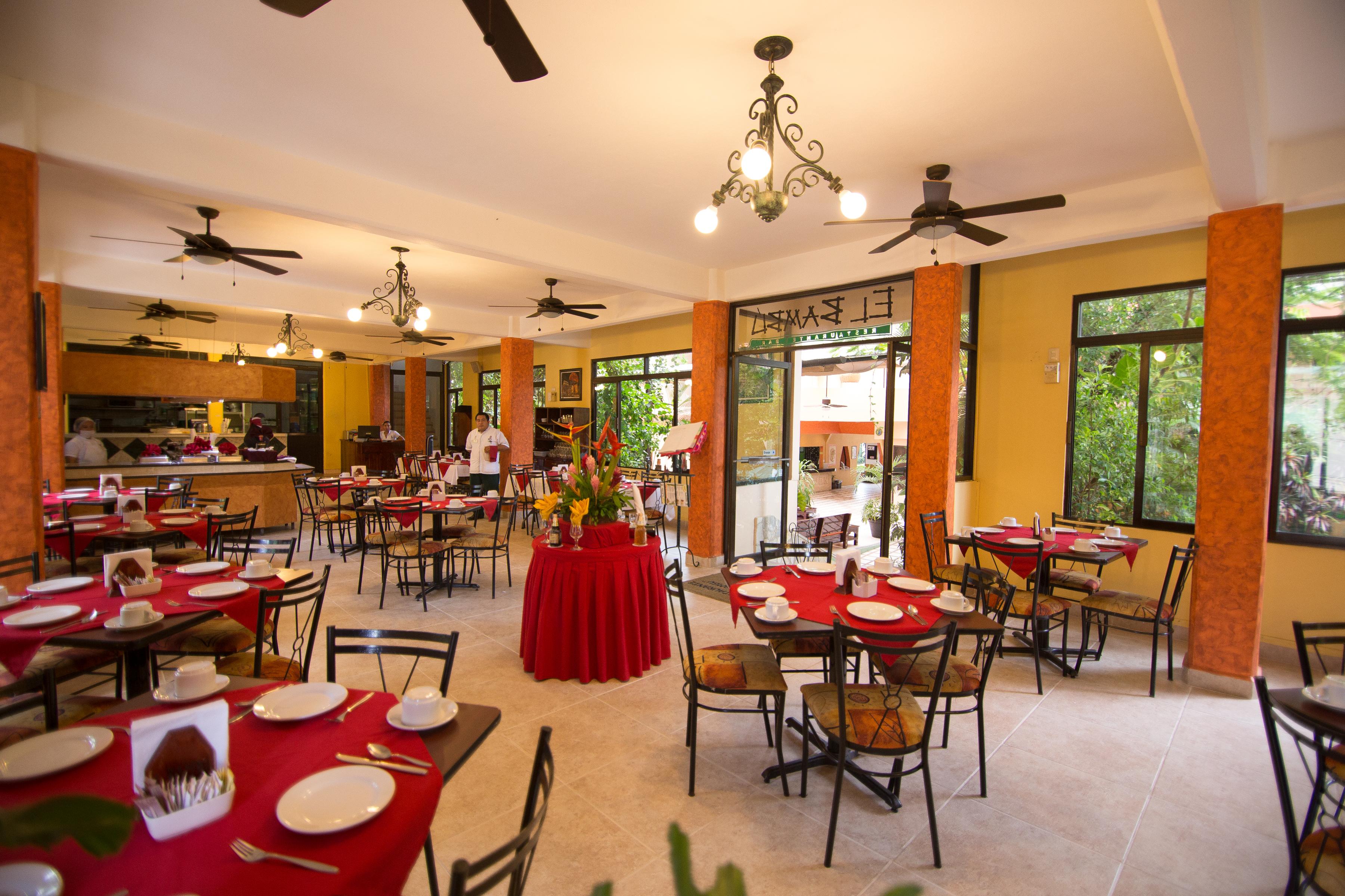 Hotel Maya Tulipanes 팔렝케 외부 사진