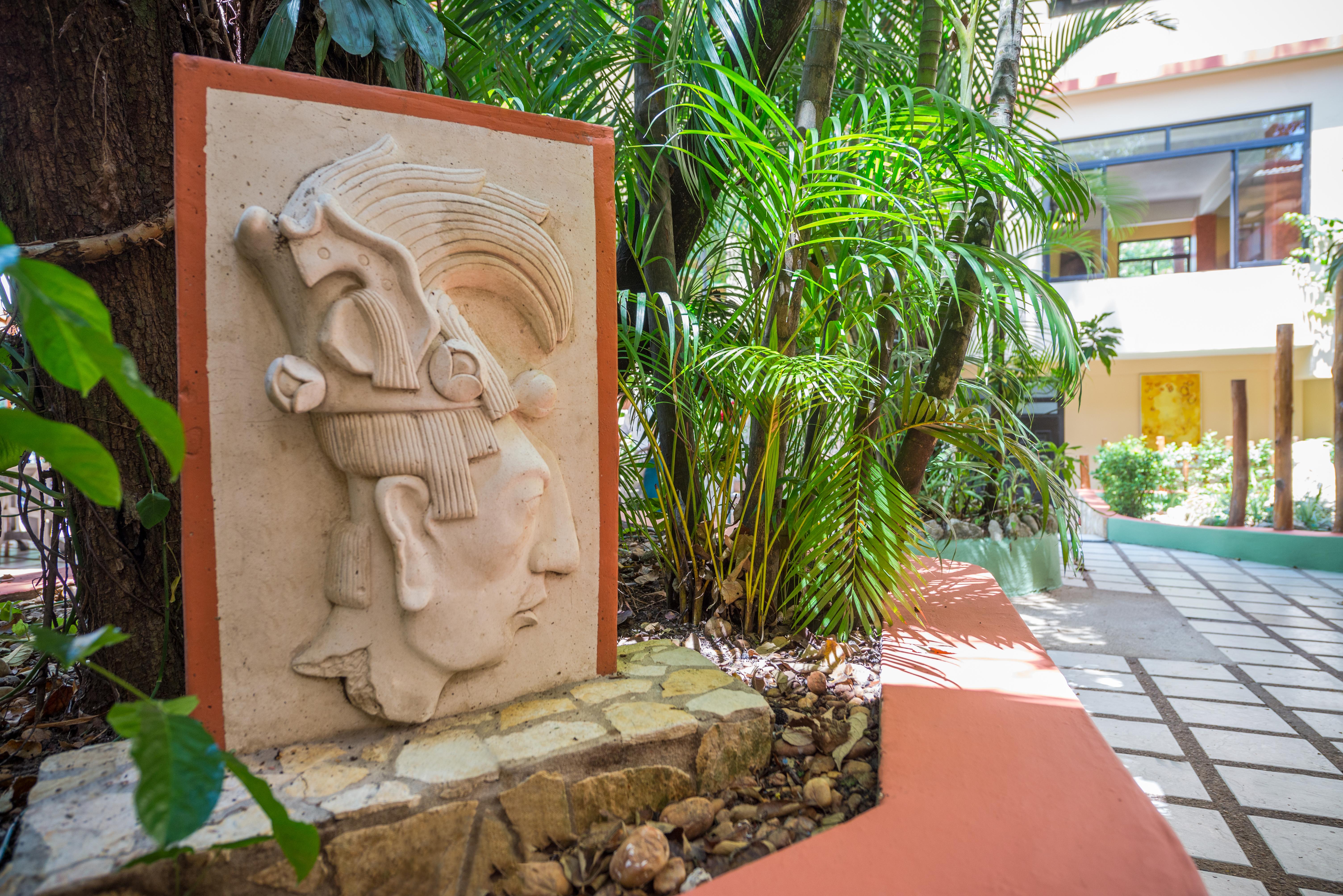 Hotel Maya Tulipanes 팔렝케 외부 사진