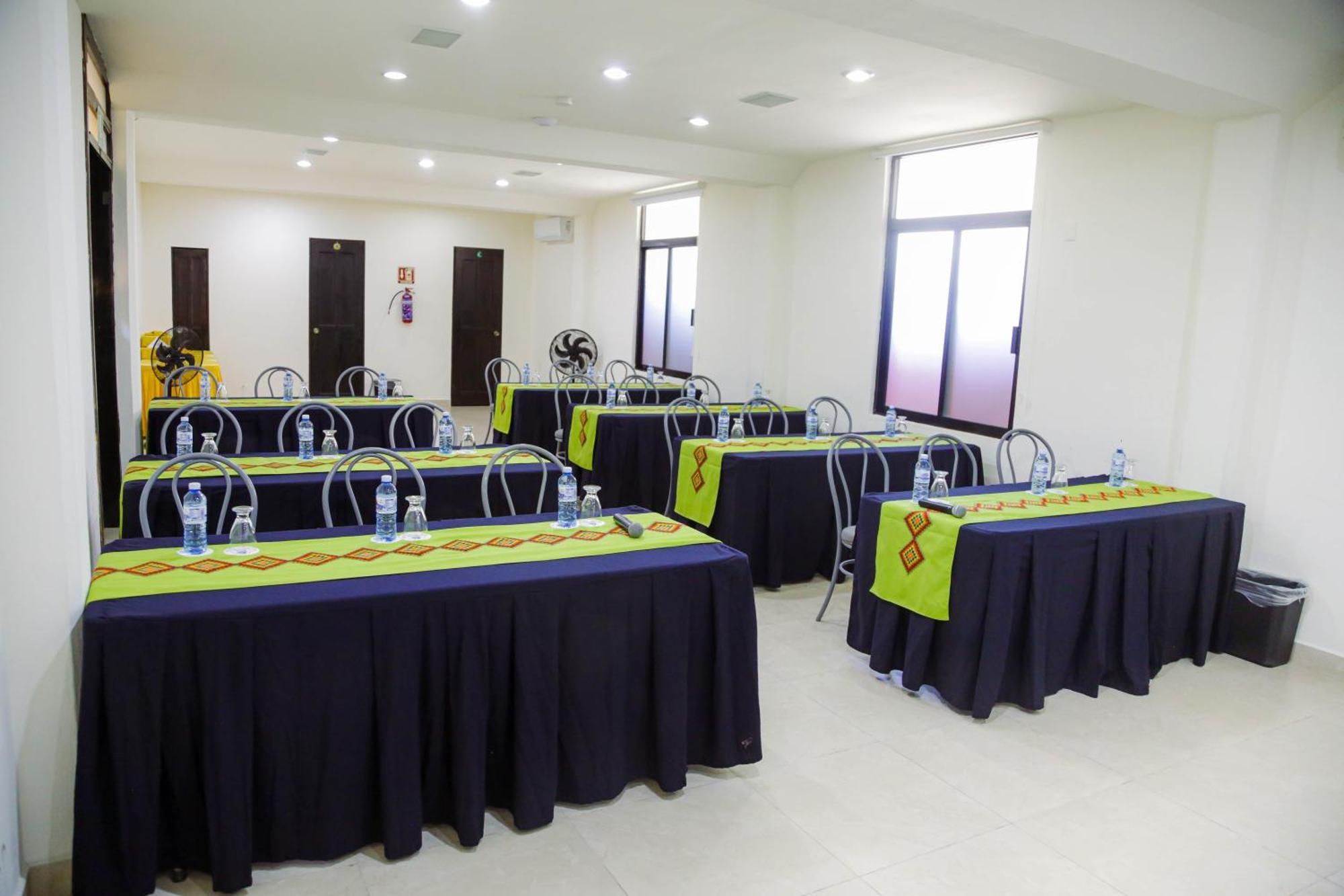 Hotel Maya Tulipanes 팔렝케 외부 사진