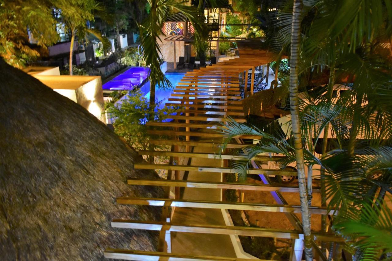 Hotel Maya Tulipanes 팔렝케 외부 사진